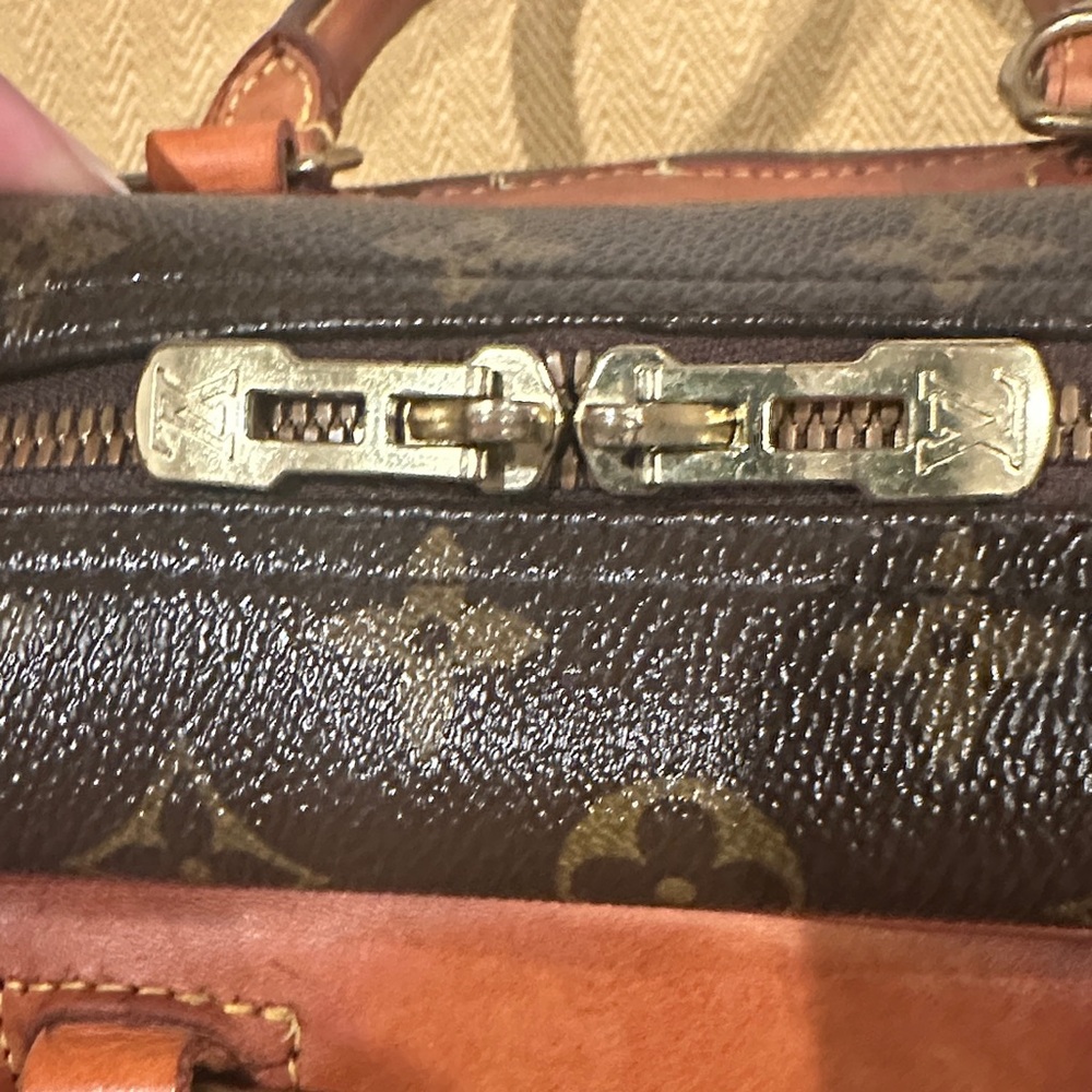 Authentic monogram Louis Vuitton Deauville - Picture 8 of 16